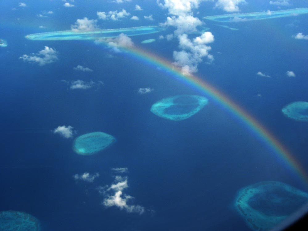 Malediven - Atolle unter dem Regenbogen -