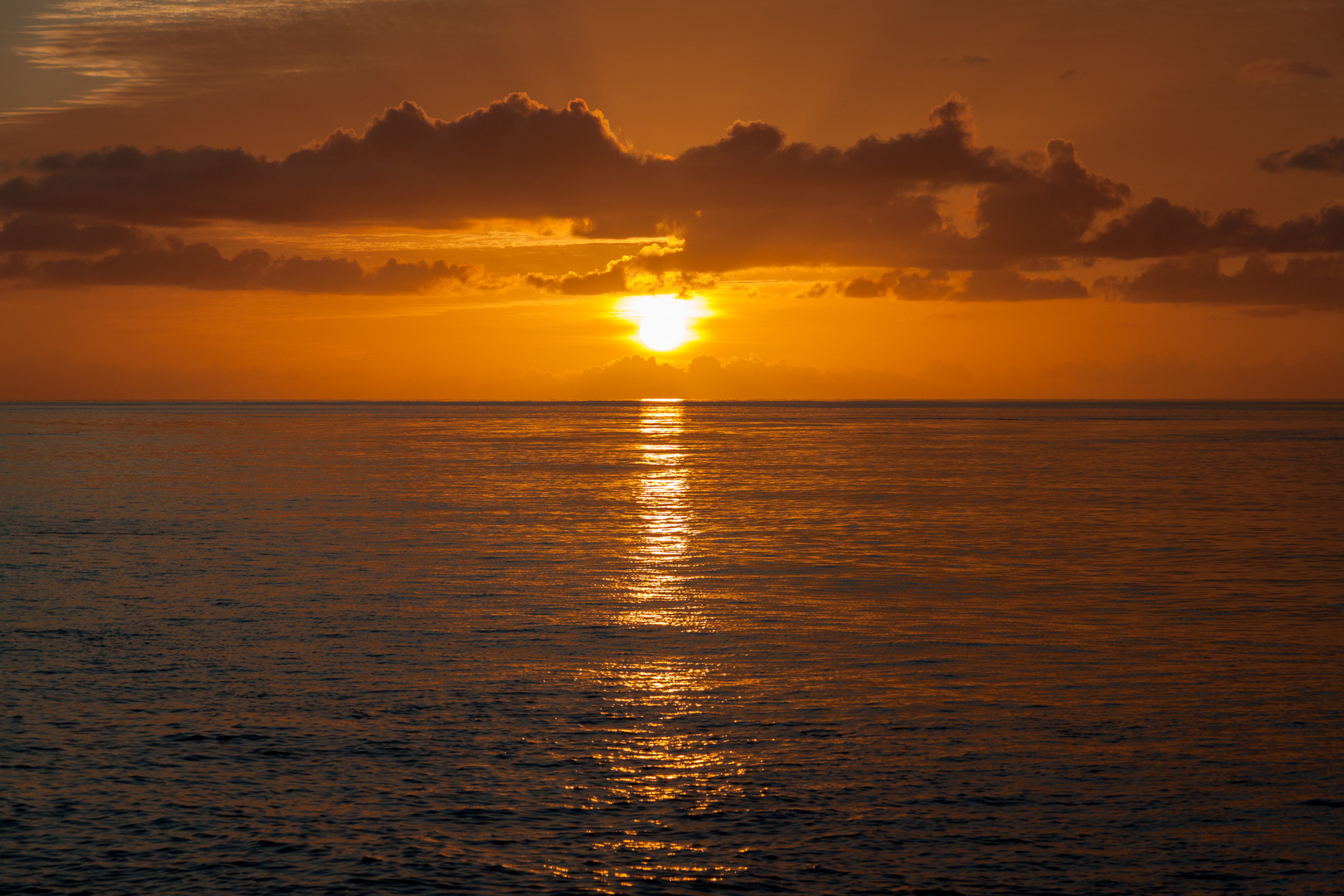 Malediven - Sonnenuntergang mit Abendrot