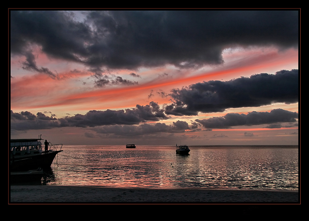 Maledivischer Abend by Fred Pechardscheck