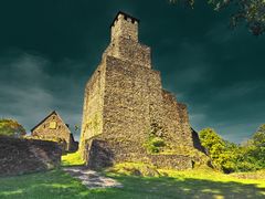 Malerische Burg Grimburg 