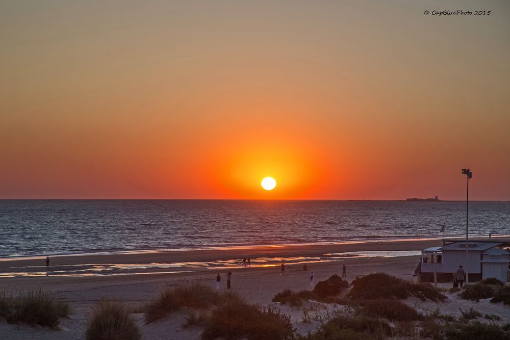 Malerischer Sonnenuntergang auf Novo Sancti Petri