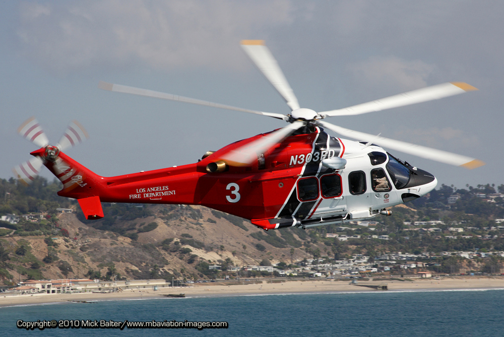 *** Malibu Fly-by² - Los Angeles Fire Dept. AIR-OPS 03.10.2009 ***