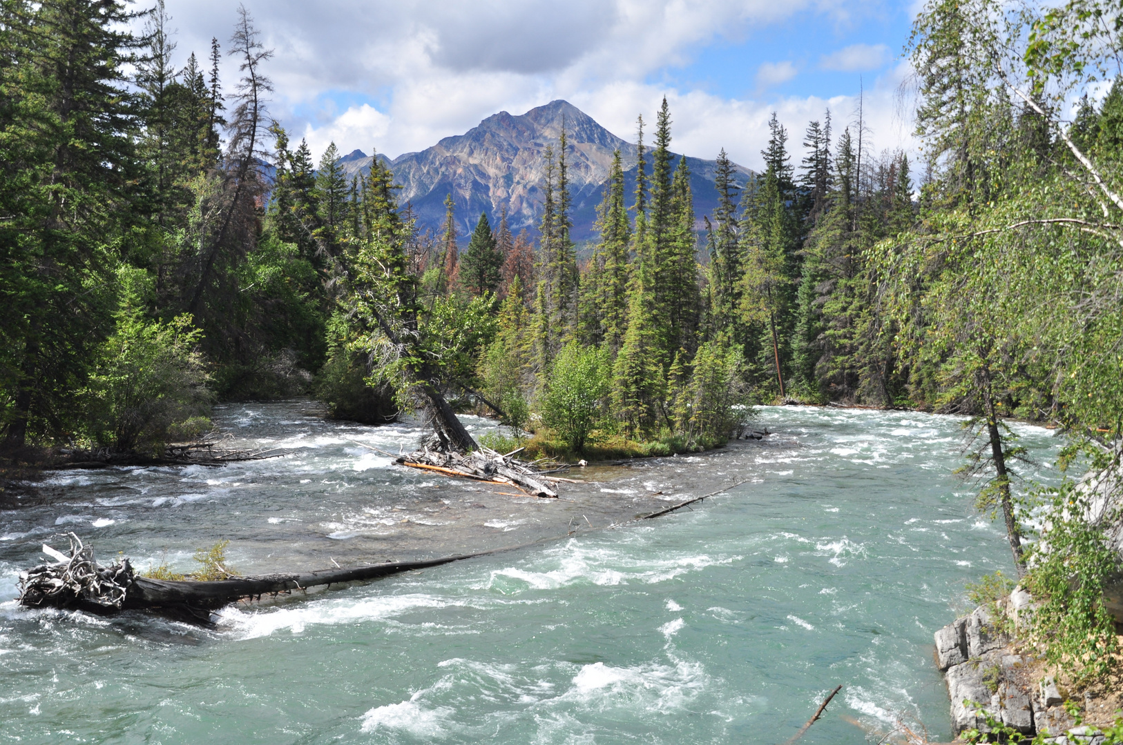 Maligne Canyon