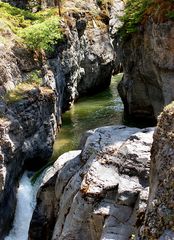 Maligne Canyon