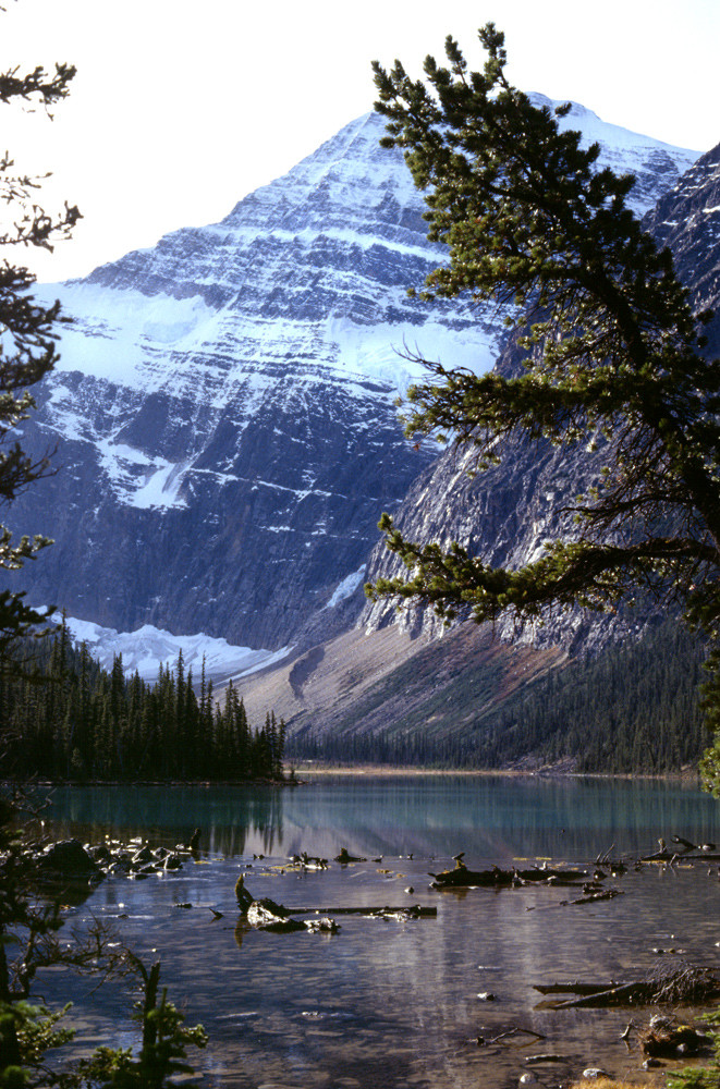 Maligne lake 2