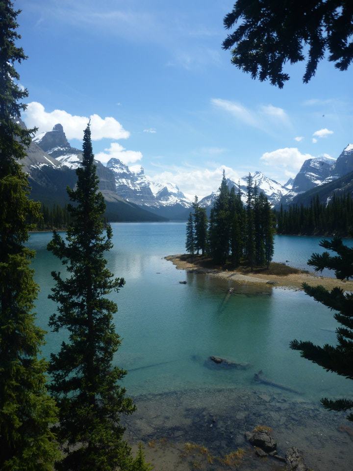 Maligne Lake