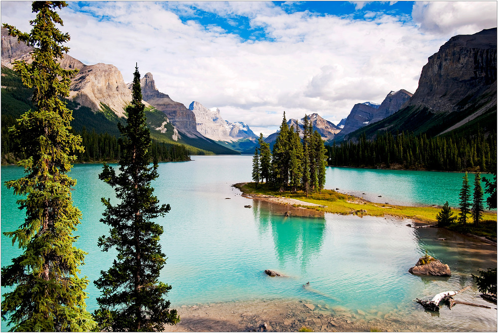 [ Maligne Lake ]