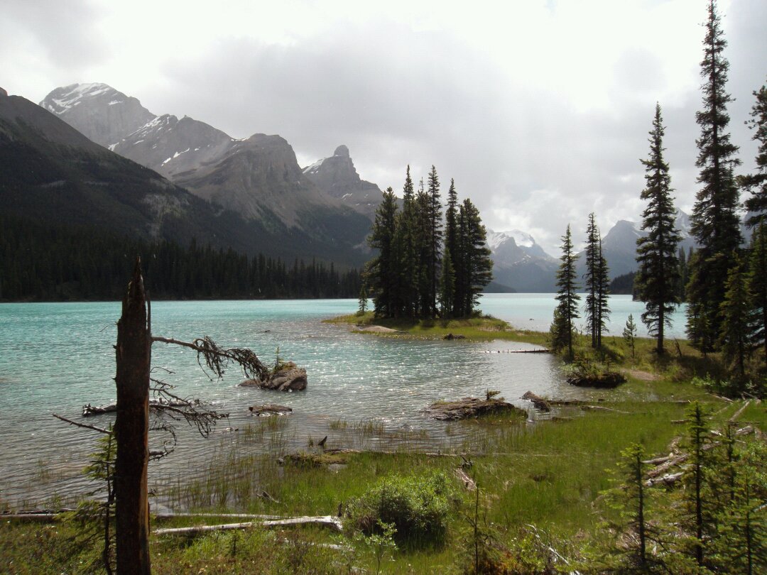 Maligne Lake