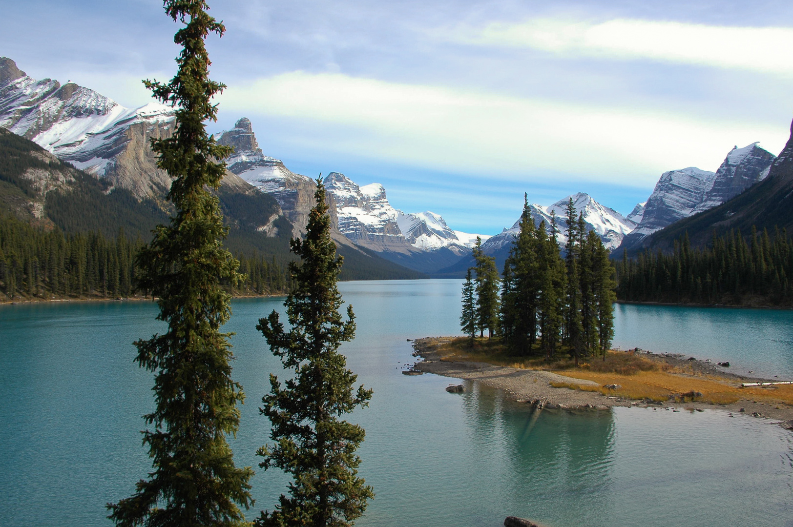 Maligne Lake