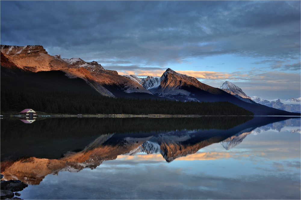 Maligne Lake