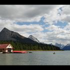 [ Maligne Lake ]