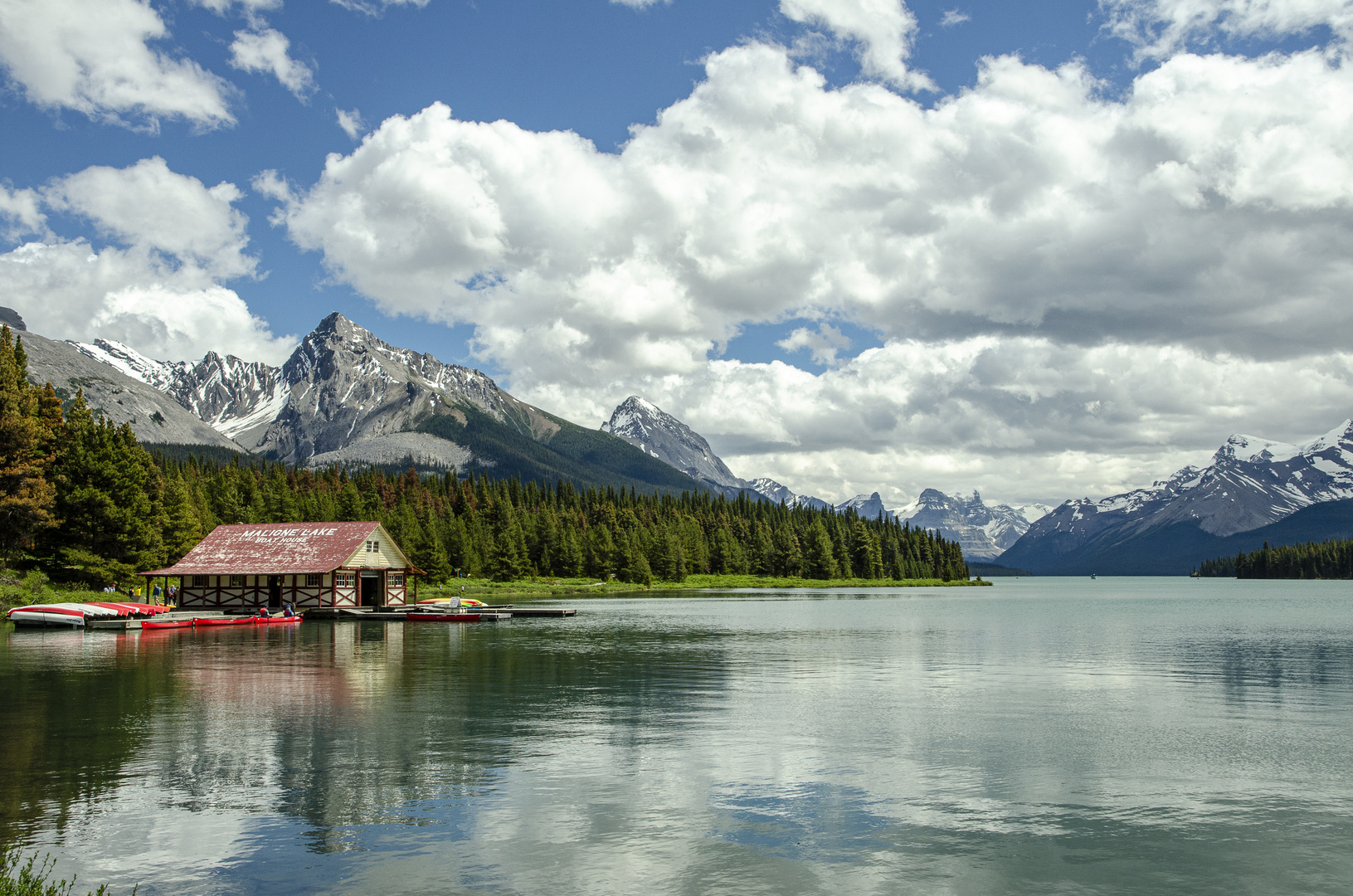 Maligne Lake Alberta - Canada