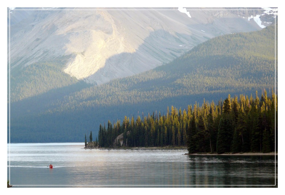 Maligne Lake am Abend