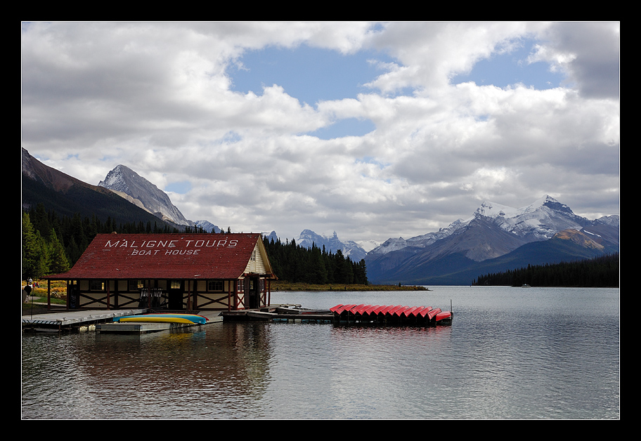 Maligne Lake