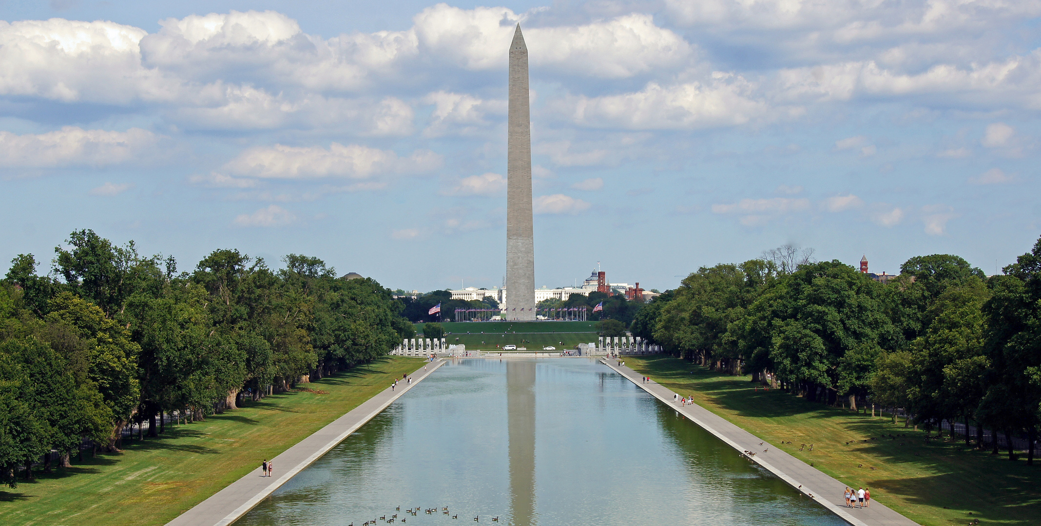 Mall + Monument