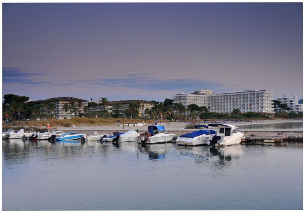 Mallorca 2011, barcos por la mañana (Schiffe, morgens)