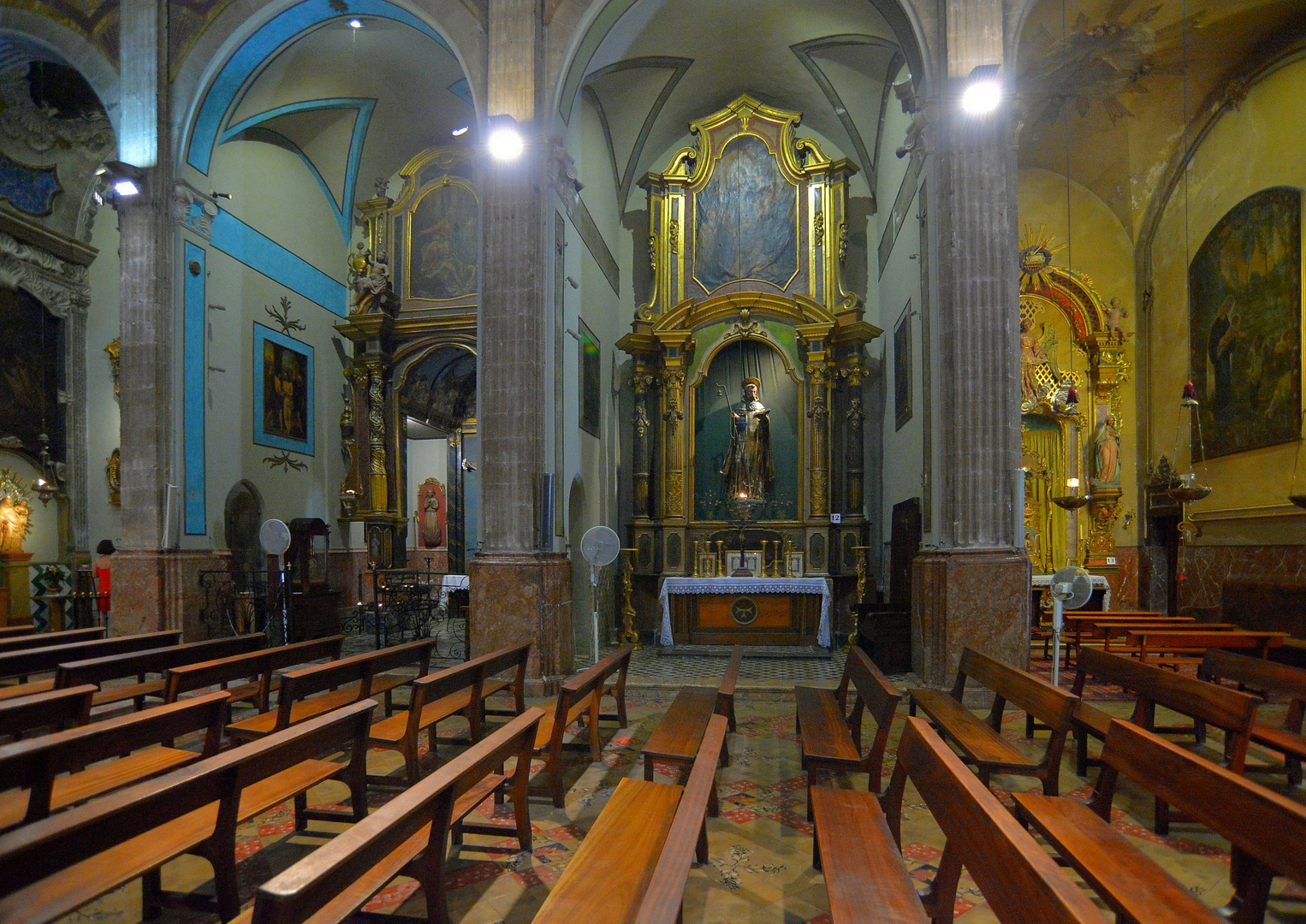 Mallorca 2018, Pollenca, in der Kirche, 2 (en la iglesia, 2)