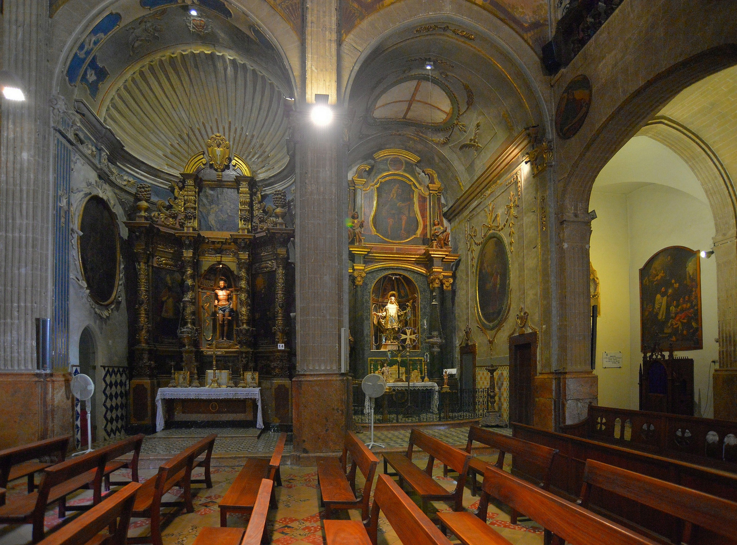 Mallorca 2018, Pollenca, in der Kirche, 3 (en la iglesia, 3)