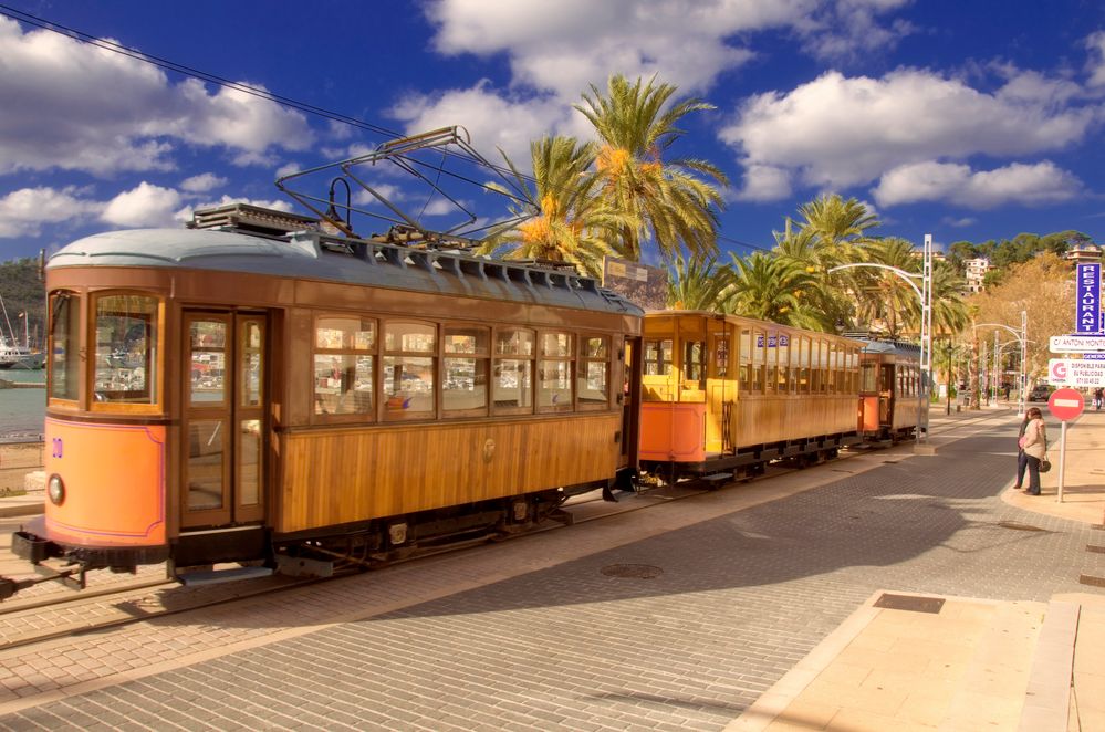 Mallorca - Historische Straßenbahn in Soller