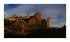 [ Mallos de Riglos]