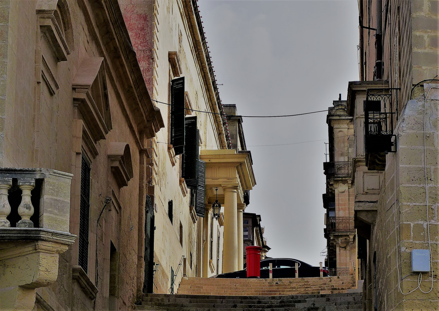 Malta Mix  11  -  Post box