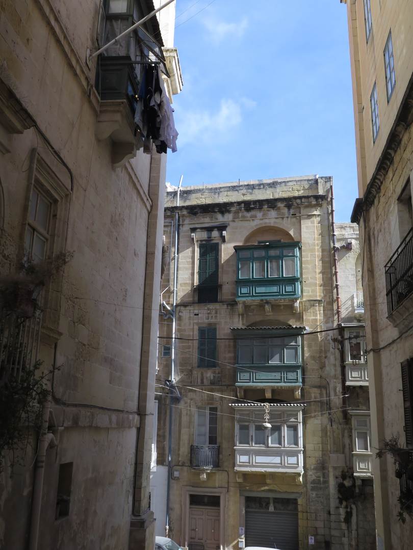 Maltese balconies