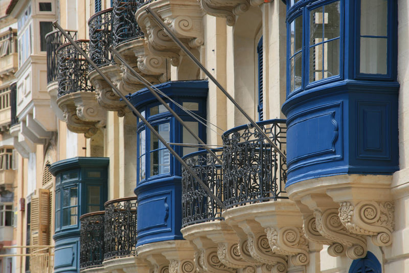 Maltese Balkonies