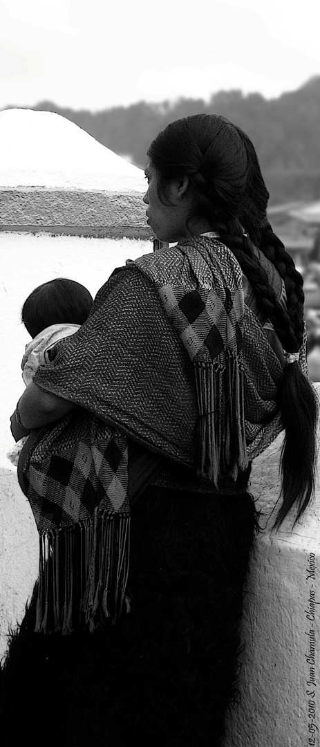 Mamma con bambino B&W