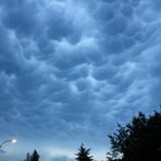 Mammatus-Wolken über Ettingshausen