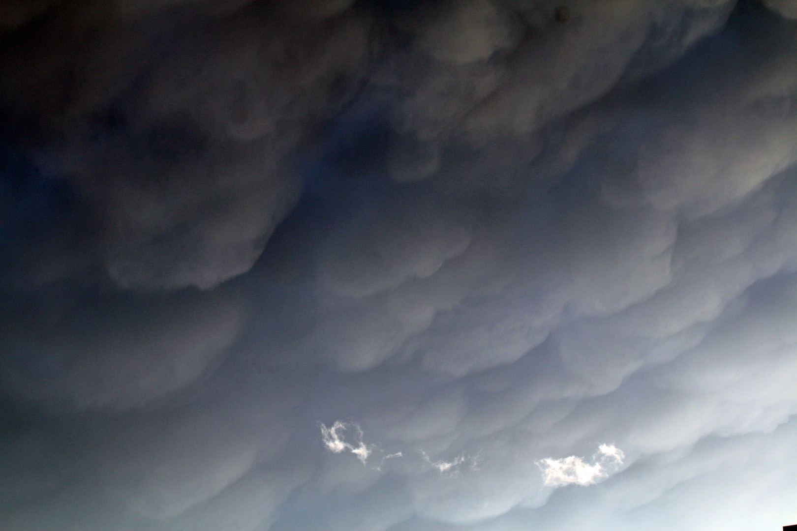 Mammatuswolken über München