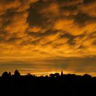 Mammatuswolken und Sonnenuntergang 