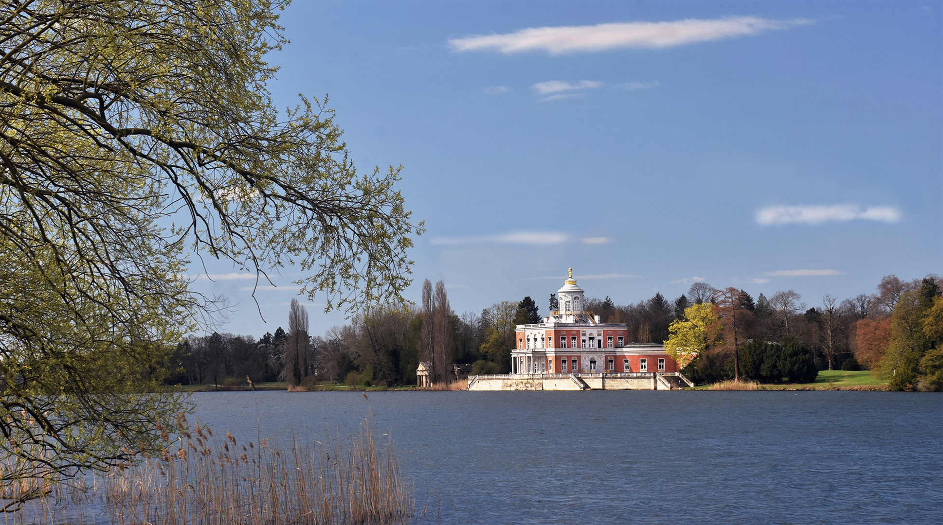 Mamorpalais und Heiliger See....