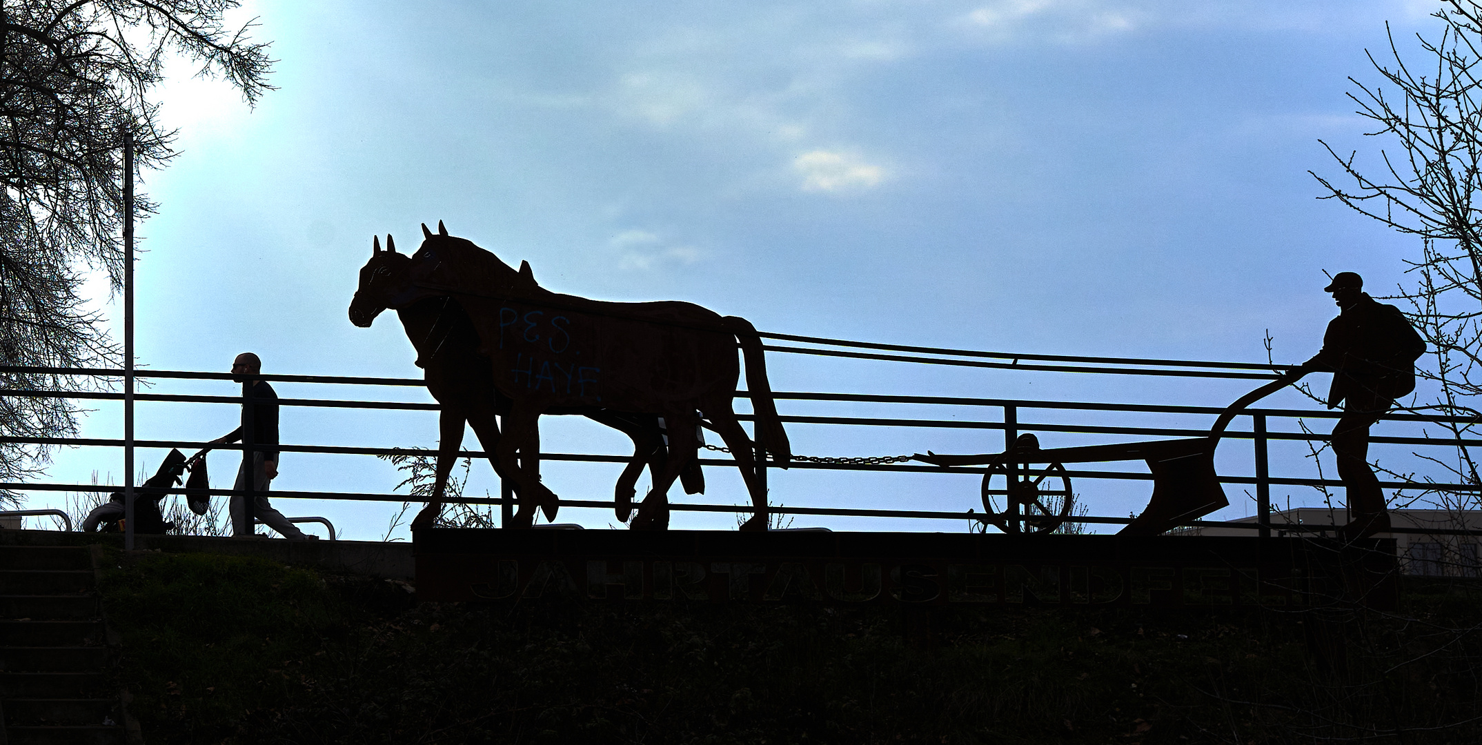 MAN AND HORSES OF MILLENIUM FIELD - 1 -