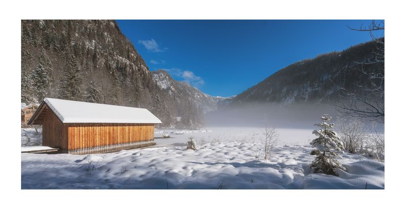 Man genießt den Winter und die Natur