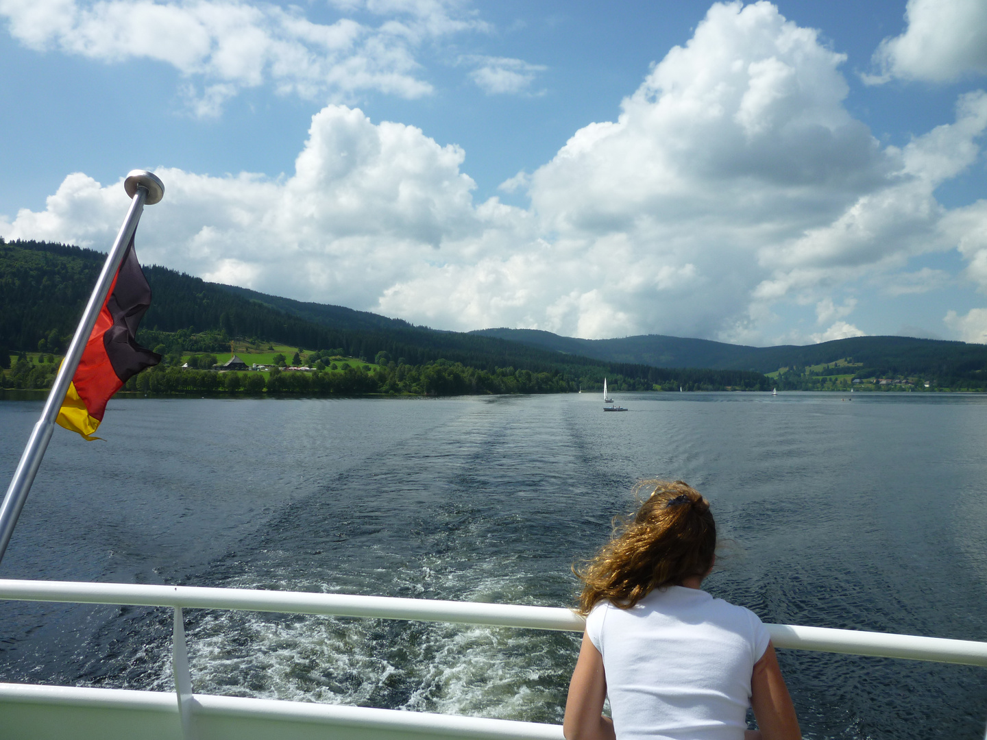 Man muß es einfach mal sehen "DAS SCHIFF"