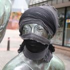 man nehme meinen Schal und ne Bronzefigur in Ibbenbüren City = Banküberfall