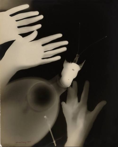 Man Ray - rayografh 1925