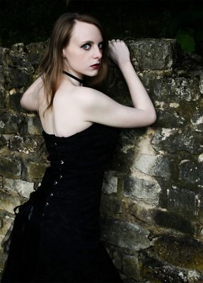 Man sieht den tollen Spinnen-Ohrstecker nicht... *grummel*