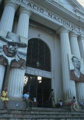 Managua 1984 Palacio Nacional