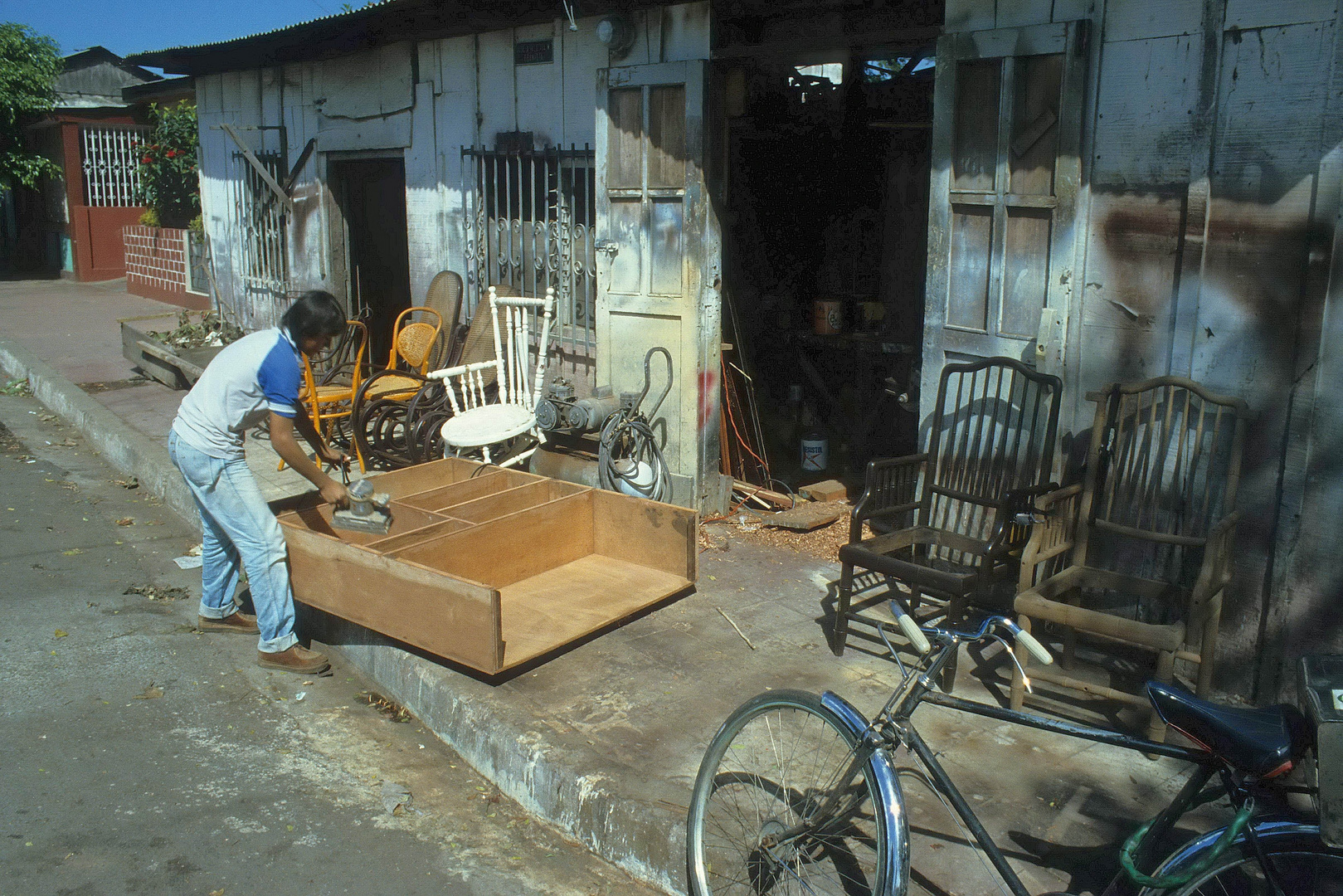 Managua 1984. Tischlerei