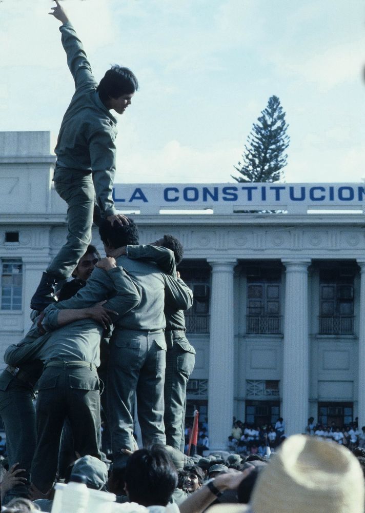 Managua 1987, La Constitucion - Die Verfassung