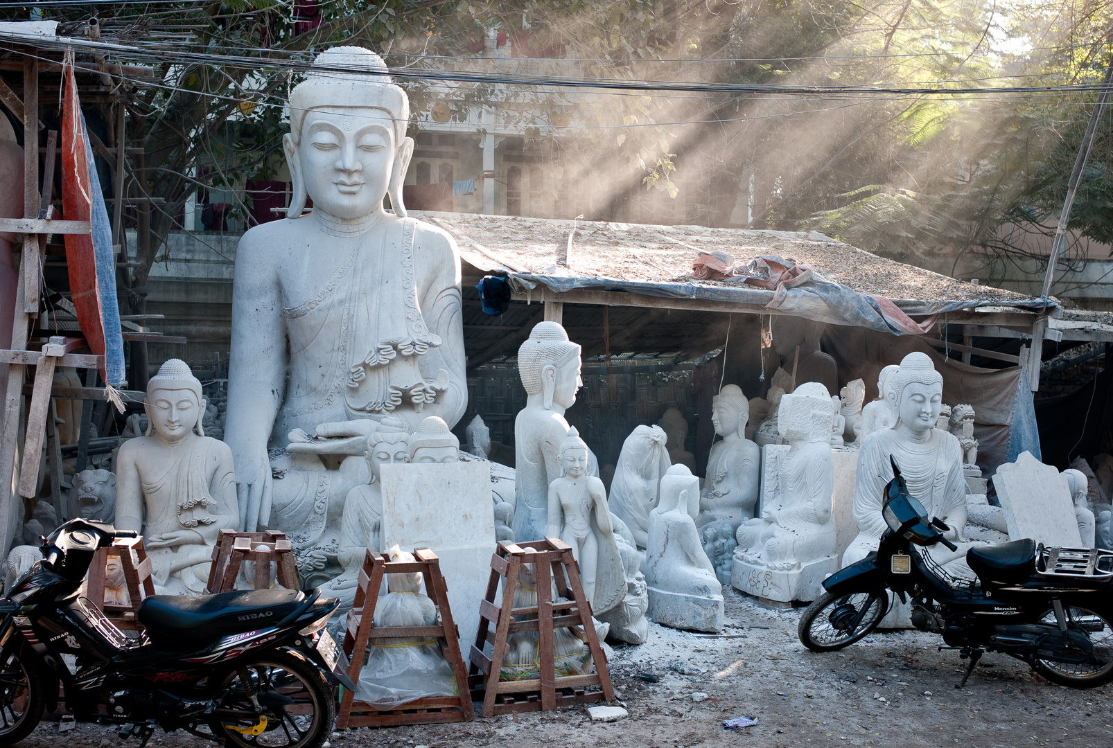Mandalay, in der Straße der Steinmetze