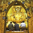 Mandalay - Mahamuni Temple