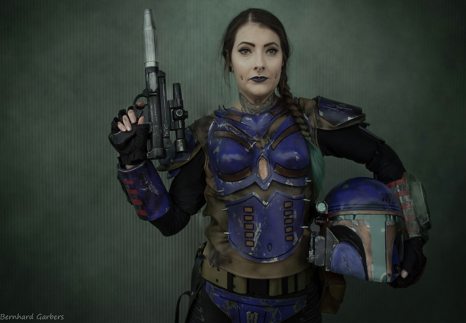 Mandalorian Lady