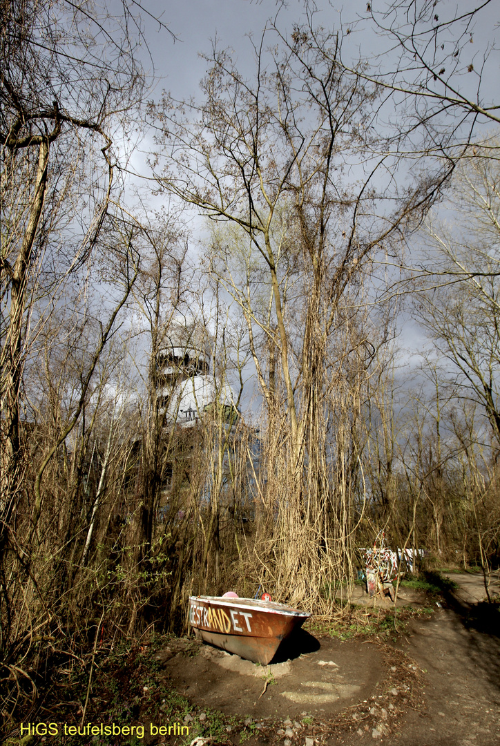 Mané Wunderlich, Installation „Bootstour 2021“ – Teufelsberg Abhörstation Berlin