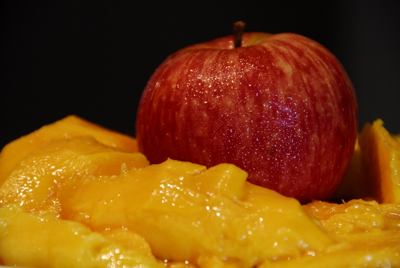 Mango y manzana, frutas de distintas regiones que disfrutamos en Venezuela