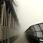 Manhattan Bridge im Nebel