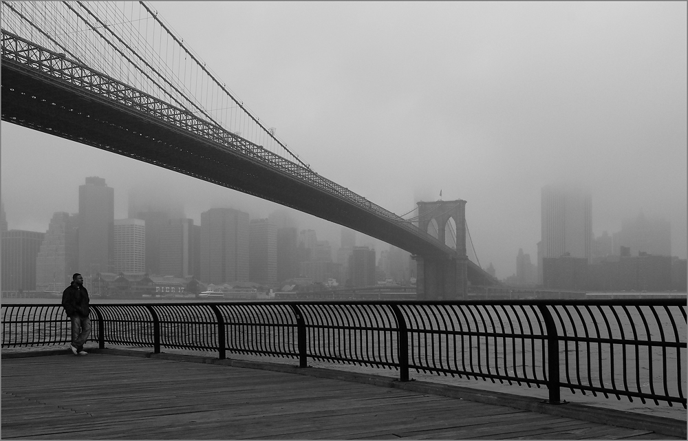 " Manhattan im Nebel "