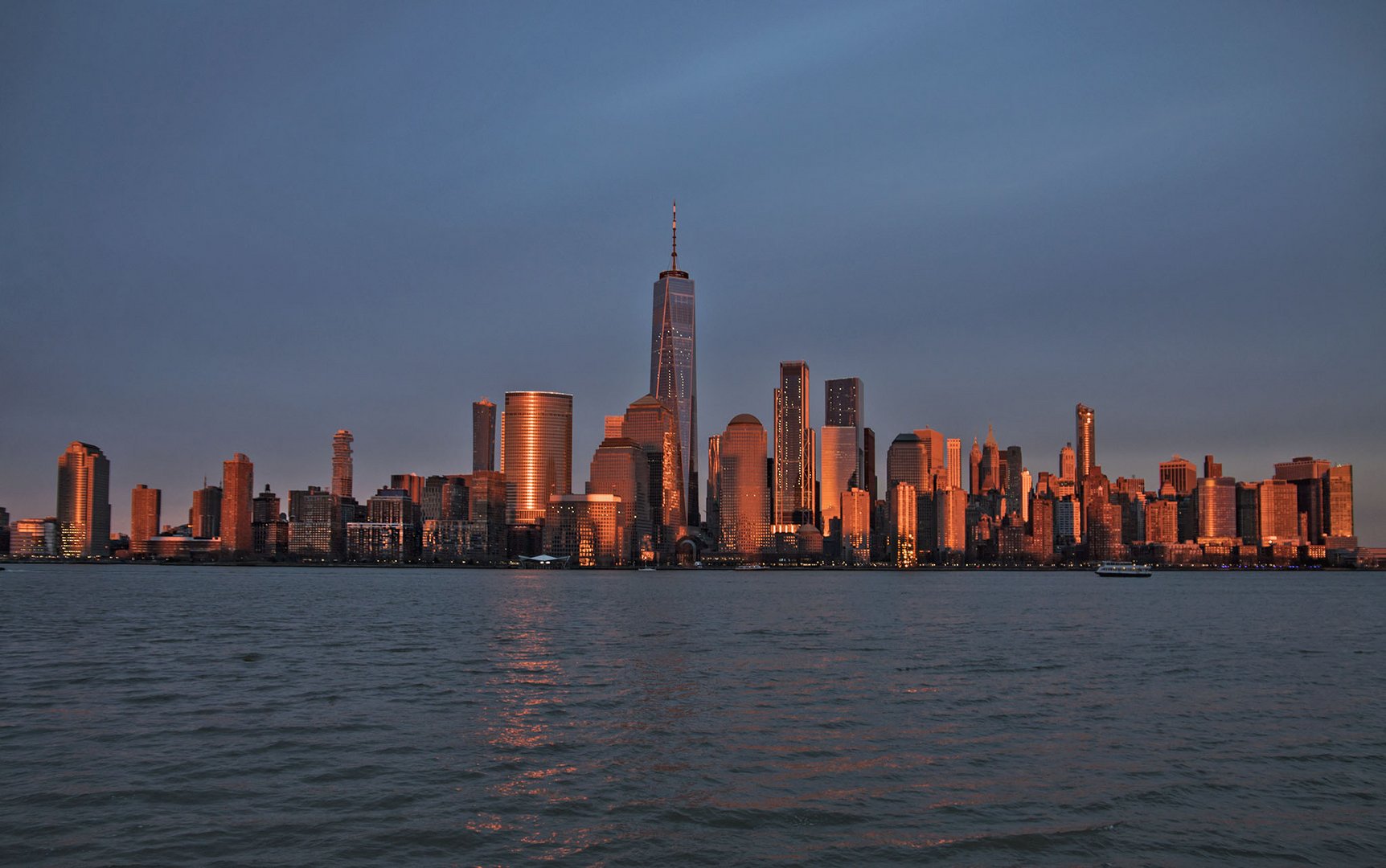 Manhattan Skyline erleuchtet