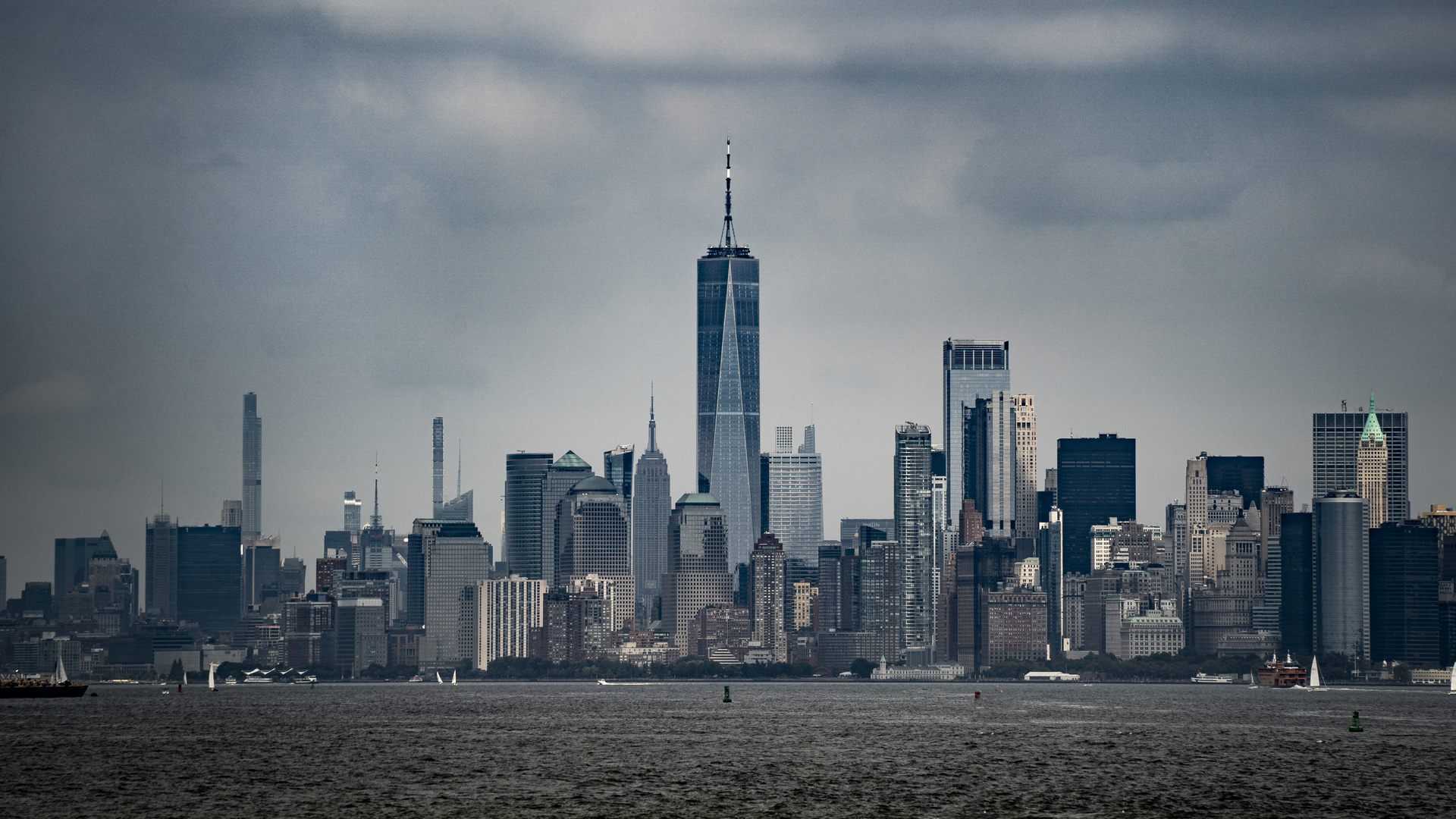 Manhattan Skyline von unten